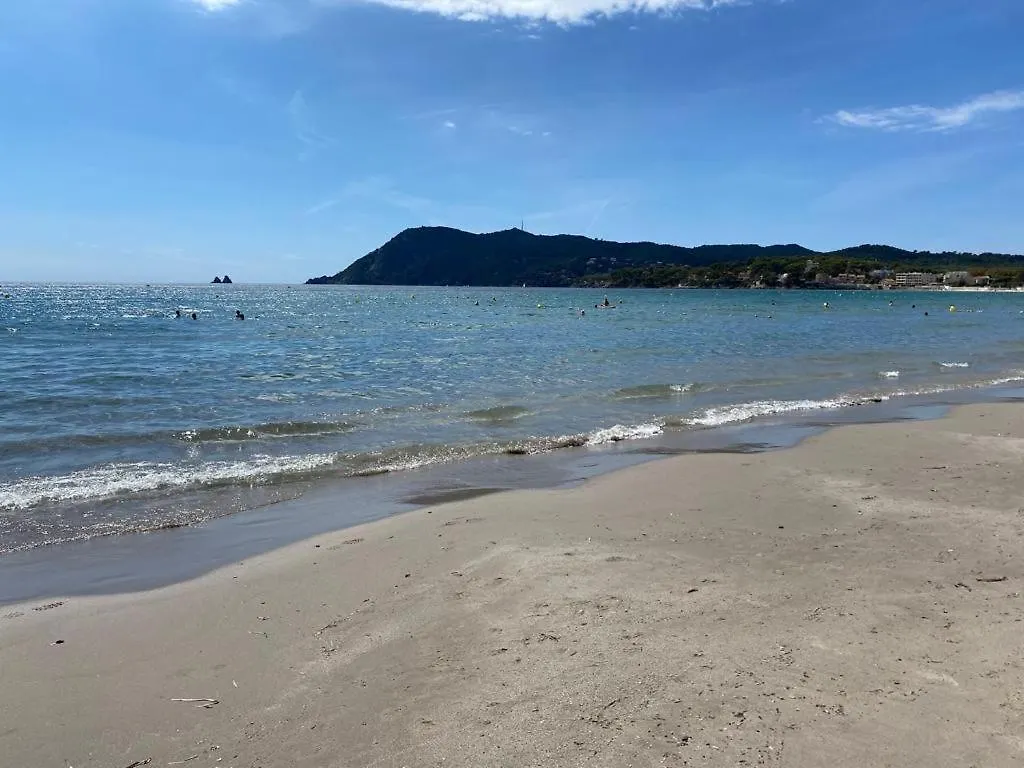 Les Embruns Maison Appartement Saint-Mandrier-sur-Mer 0*,  France